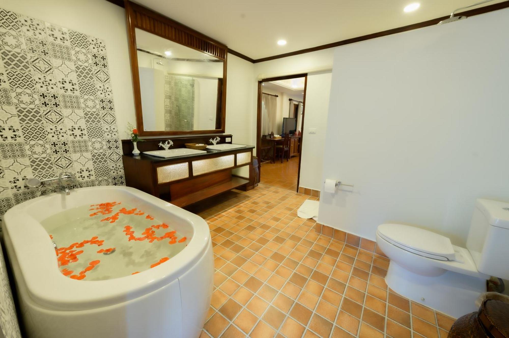 Villa Deux Rivieres Hotel Luang Prabang Exterior foto